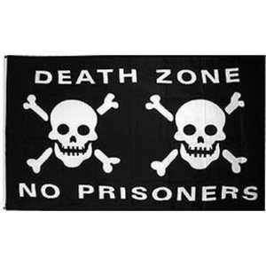  Death Zone Pirate Flag 3ft x 5ft: Patio, Lawn & Garden