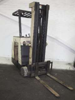CROWN ELECTRIC STANDUP FORKLIFT 3700 LB  