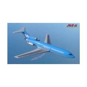  Wings American Airlines Boeing 777 200 Airplane Model: Toys & Games