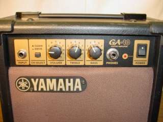 YAMAHA GA 10 CUBE ELECTRIC GUITAR AMPLIFIER LOVELY  
