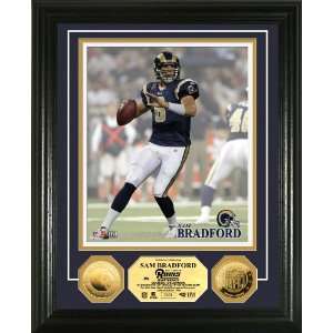   St Louis Rams Sam Bradford 24KT Gold Coin Photomint: Sports & Outdoors