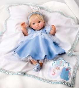 Musical Cinderella   Disney Princess Ashton Drake Doll  