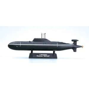  MRC   EM 1/700 Russian Akula Submarine (Pre Built Model 