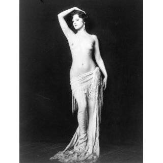 1929 photo Dorothy Knapp, Ziegfeld girl, full length portrait 