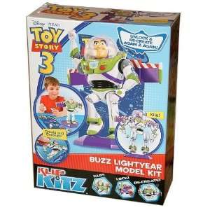 Buzz Lightyear Kit: Toys & Games