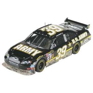  50710 1/32 Pro Chevy Impala US Army R Newman #39: Toys 