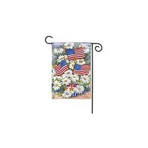    American Daisies Garden Flag (Flags) (4th of July) 