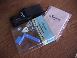 HARMONY GUITAR ACCESSORY SET   STRAP/PICKS/CLOTH/WINDER  