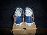 LEVIS BUCK LO NAVY CANVAS BOYS/GIRLS YOUTH SHOES SIZE 1  