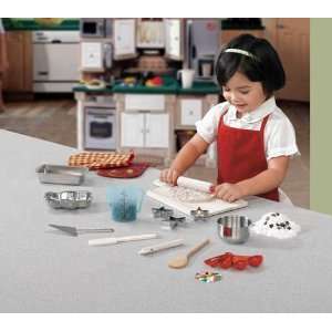    Step2Â® Cooking Essentialsâ¢ 20 Piece Baking Set Toys & Games