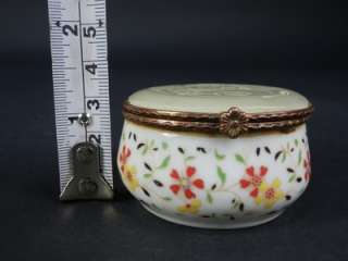 CHINESE RARE WHITE JADE LIDDED FAMILLE ROSE PORCELAIN TEA CADDY SNUFF 