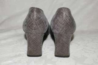 Stuart Weitzman Gray Nubuck Leather Pumps Heels Womens 8.5 B  