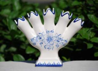 Vintage ELPA Alcobaca Portugal 5 FINGER VASE Blue White Floral SIGNED 