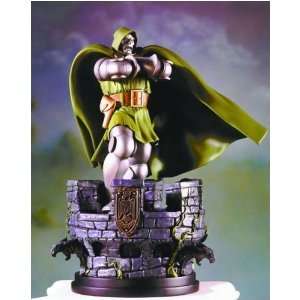   Dr. Doom (Fantastic Four) Mini Statue by Bowen Designs!: Toys & Games