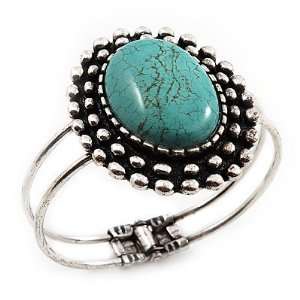    Vintage Oval Shape Turquoise Hinged Bangle Bracelet: Jewelry