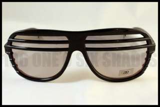   with mirrored lenses. This celebrity hip hop style is a must have
