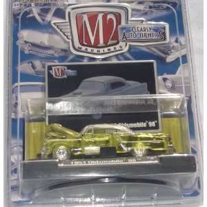  M2 Machines Clearly Auto Thentics 1953 Oldsmobile 98: Toys 