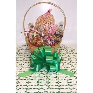 Scotts Cakes Small Father Christmas Holiday Basket with Handle Holly 