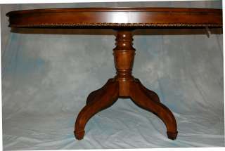 Traditional 60 Oval Inlaid Dining Table  