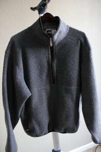 Mens The North Face Fleece Sweater. Size Large  