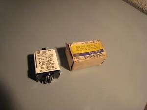 Square D 9050 JCK 23 Solid State Timing Relay New  