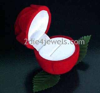 Romantic KEEPSAKE Red Velveteen ROSEBUD RING Gift Box  