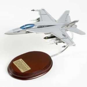  Toys and Models AM07012 F A 18E Super Hornet: Toys & Games