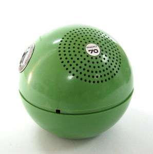 OLD PANASONIC PANAPET R70 BALL GREEN TRANSISTOR RADIO  