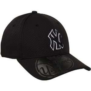  MLB New Era New York Yankees 39Thirty Gel Flex Hat   Black 