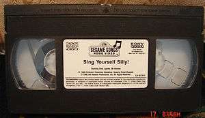 Sesame Street Sing Yourself Silly Vhs Video $3 ships 1 or $5 Ships 