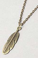 Accessories Boutique The Feather Necklace in Gold