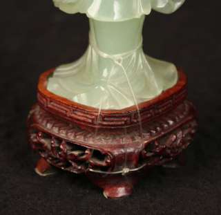 ANTIQUE CHINESE HAND CARVED CELEADON GREEN JADE JADITE OLD KWAN YIN 