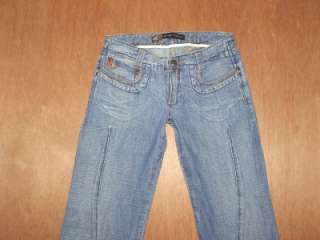   . Zipper fly. These jeans were neatly cropped to 33 long inseam