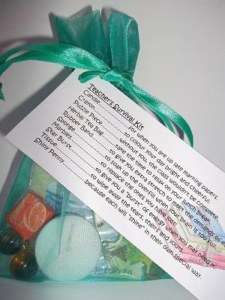 PERSONALISED TEACHERS SURVIVAL KIT THANK YOU GIFT CARD  
