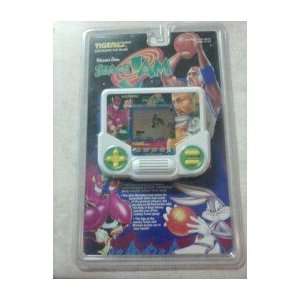  Tiger Electronics Lcd Game Space Jam: Toys & Games
