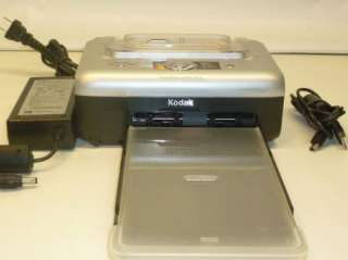 Kodak EasyShare Printer Dock N137 with connection cords  